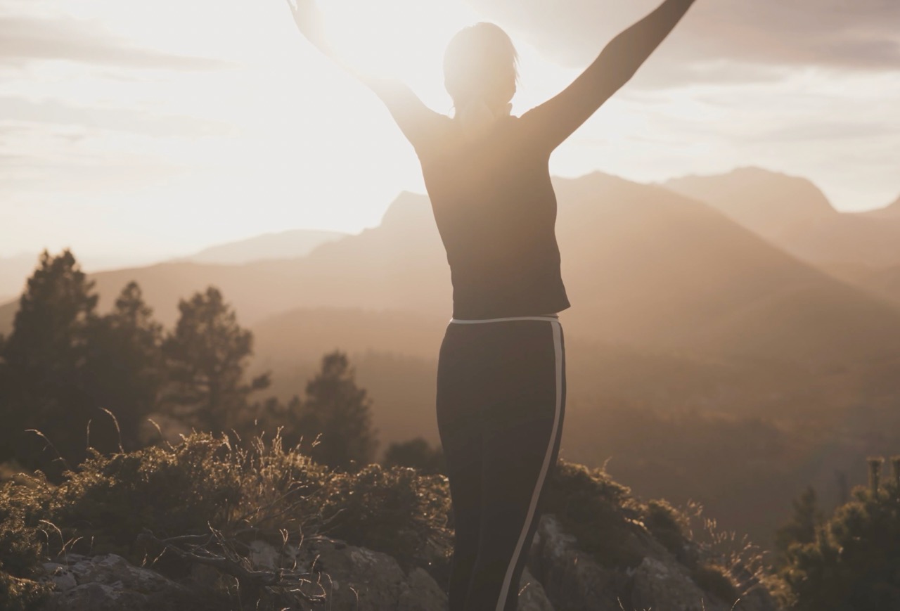 Change your life with Confidence Coaching in Edinburgh scotland. Confident woman who changed her life with confidence coaching